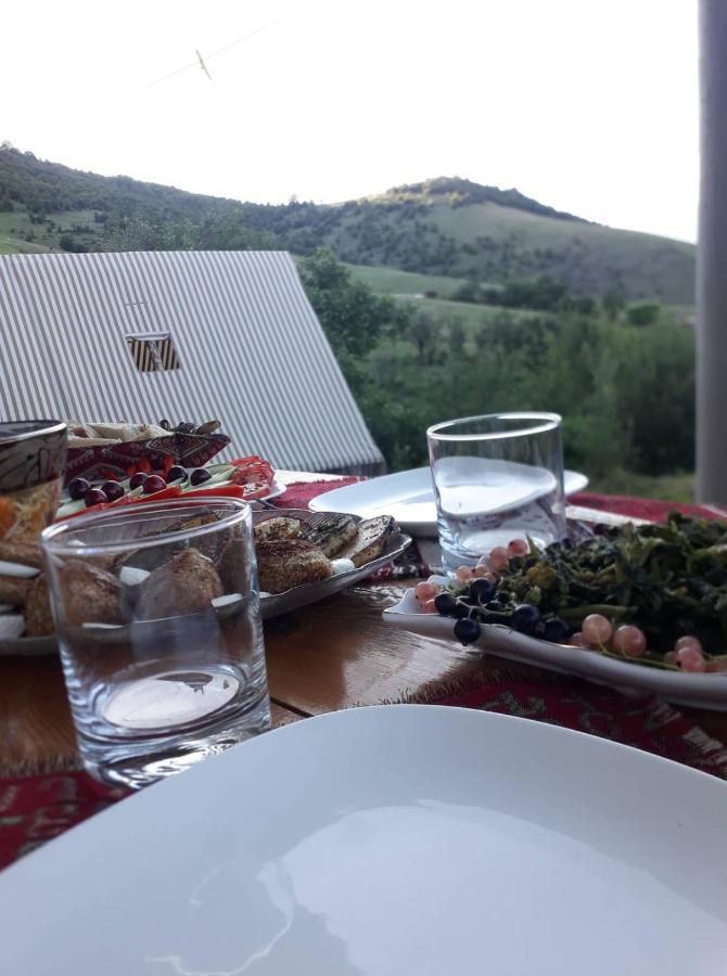 Amoj B&B And Guest House Alaverdi Eksteriør billede
